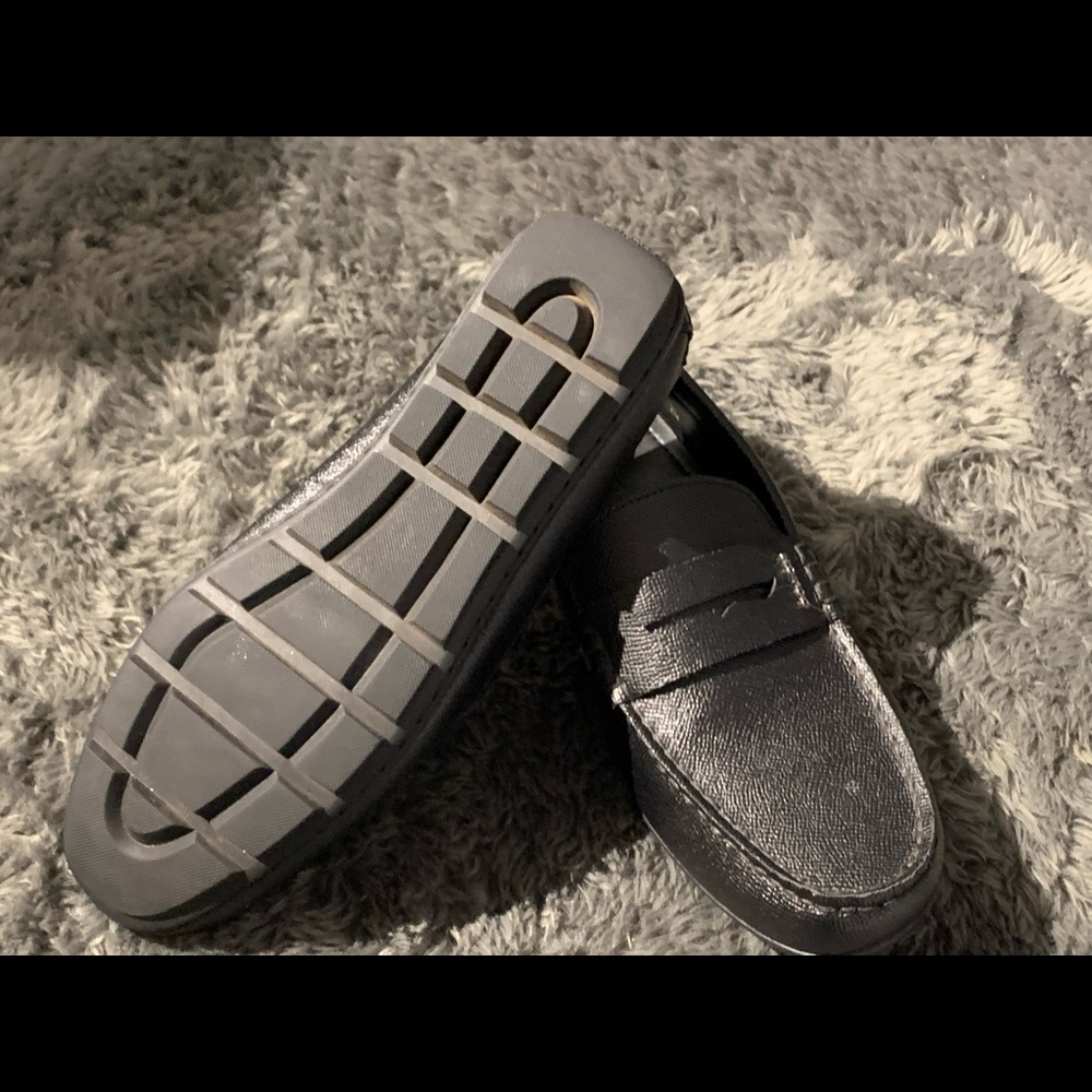 Coach Mott Driver in Black. Size 9D - Picture 7 of 11